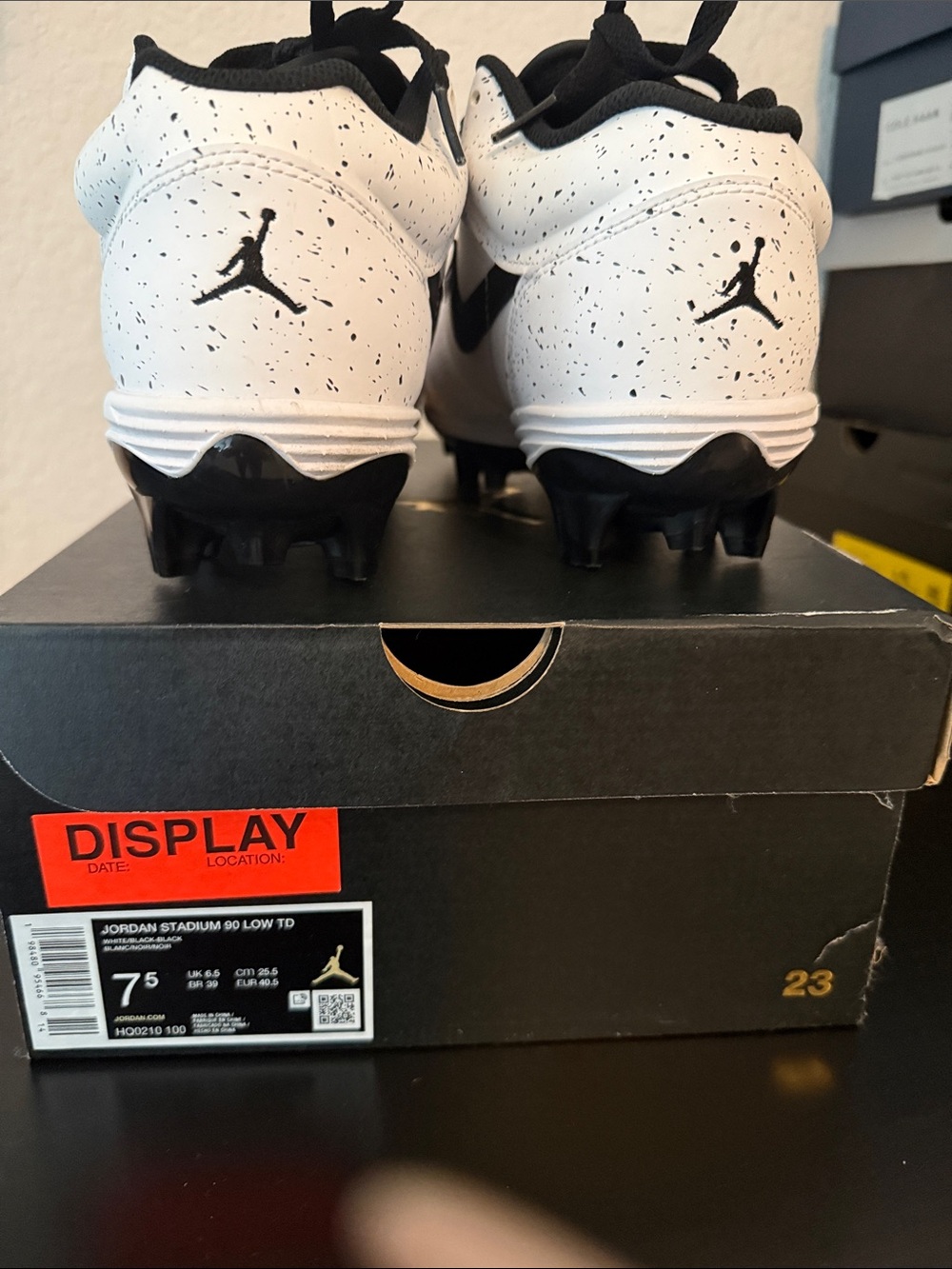 Jordan Kids White/Black Speckled Cleats